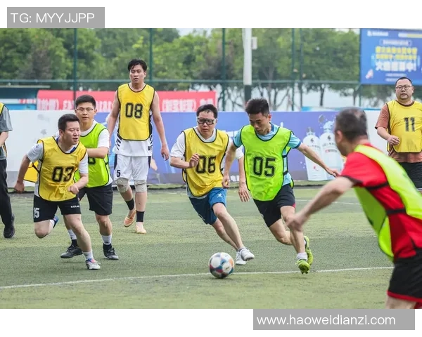 足球明星在绿茵场上飞翔的精彩瞬间视频素材合集